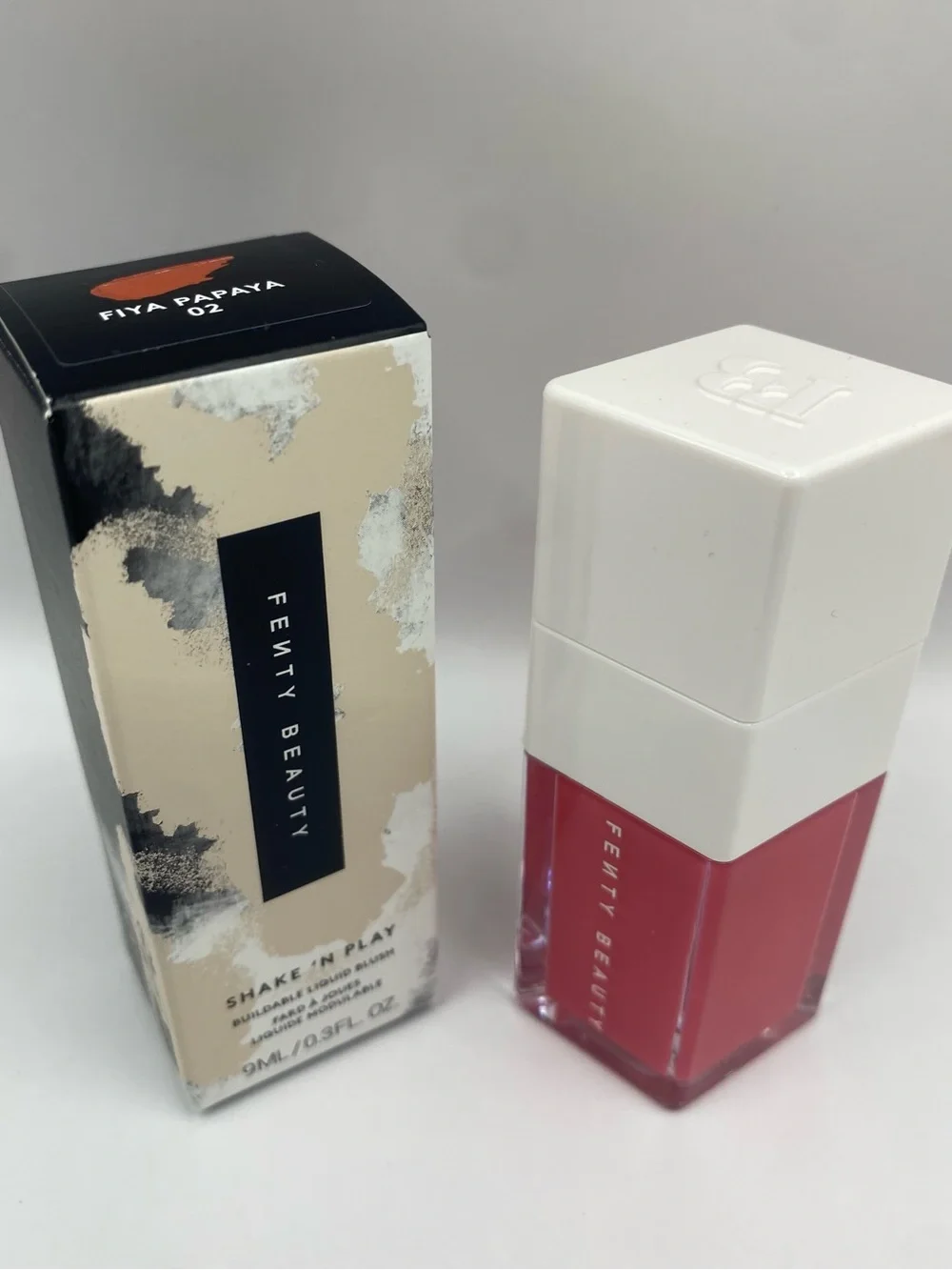 Fenty Beauty Shake 'N Play Buildable Liquid Blush Fiya Papaya 02 0.3 fl oz NIB‎